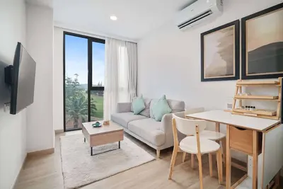 Image de Skypark Aurora 1br 1Bx Golf side