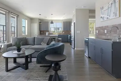 Landing | Incredible 2bd, Gym, Yoga Studio