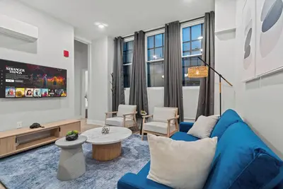 Image de Modern 3-Bedroom Oasis in Center City