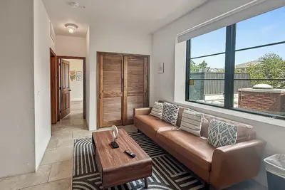 Image de Luxury 1bd | 1 Bed | South St