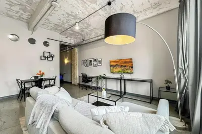 Image de Elegant 1bd | Dt Dallas | Sleeps 4 | Free Parking