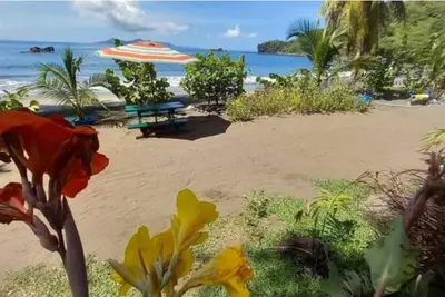 Image de Michael's Beach Complex #5