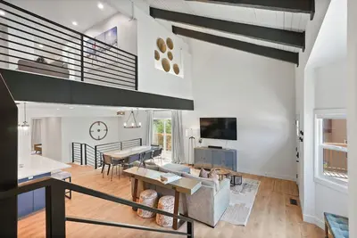 Image de New Ski/Summer Home