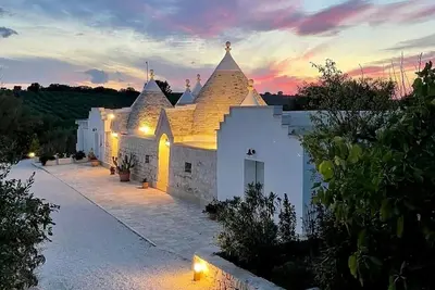 Trulli Delle Stelle - Ceglie Mes. . .