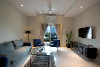 Image de 1-Bedroom Luxury Apartment – Fully Equipped with Modern Comforts