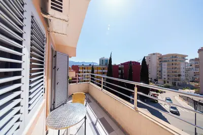 Image de Studio Apt for 3 w/ Balcony – Walking Distance to Beach No. 8
