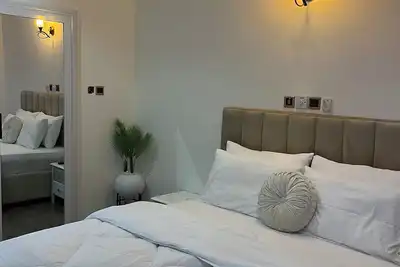 Image de 2-bedroom apartment in Manet  Accra with unlimited WiFi, Ac + 24/7 security