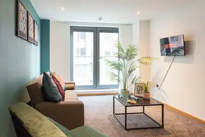 Cosy 2-bedroom apartment in the heart of Liverpool with Netflix