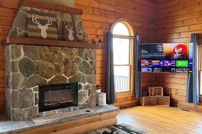 Image de Hot tub, game room