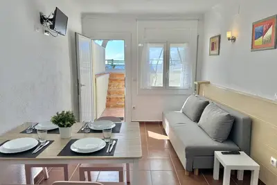 Image de A02. Bel apartement en face de la plage avec parking