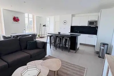 Charmant Duplex à Albigny sur Saône