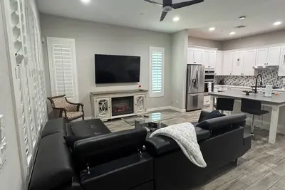 Image de Charming 3-bedroom townhome with Ac, WiFi in awesome Scottsdale