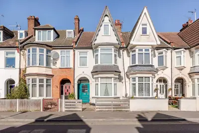 Image de 1 Bed Garden Flat in the Heart of Leigh, Sleeps 3.