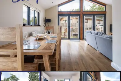 Image de Luxury Lodge With Hot Tub & Outdoor Dining