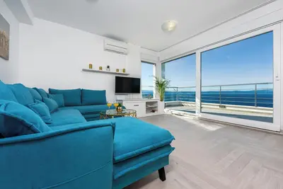 Image de Villa Pape, Pape’s Horizon – Bord de mer avec piscine privée et terrasse