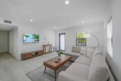 Image de Modern 3br/2ba Home in Prime Miami Location