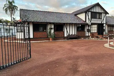 Image de Armadale House - West Wing: 3-bedroom home in charming Mount Nasura