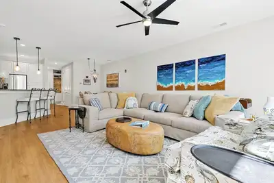 Relax at Harbor Moon – 3br Condo in Southport’s Exclusive St. James Plantation