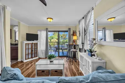 Image de Across from the Breach - Cozy Studio with Ocean View Kac201