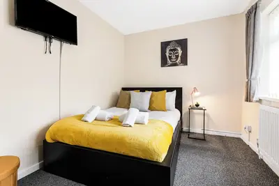Image de Off Road Parking, Garden, Tv's in bedrooms