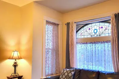 Image de Unique, Two-story 3bdr Apt w/ Spiral Staircase in Museum Hill