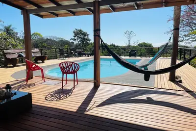 Image de Avec terrasse et piscine: Ă 7 minutes des plages et restaurants de Montezuma!