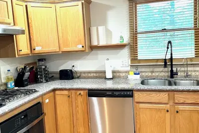 Charming 4-bedroom house with WiFi and Ac in delightful Hudson