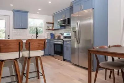 Image de Renovated Bungalow blocks from Downtown St. Petersburg