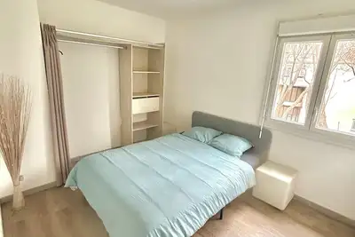 Image de Appartement 90m2 2 chambres avec dressings et jacuzzi privée proche Marseille.