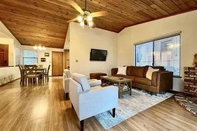Image de Forest View Family Home