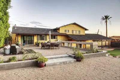 Lincoln Preserve - Sleeps 10!