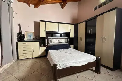 Spacious and comfortable apartment with barbecue and bathtub
