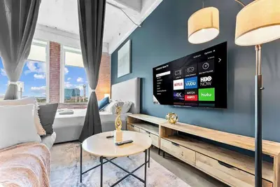 Image de Elegant 2bd | Dt Dallas | Sleeps 16 | Free Parking