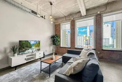 Image de Elegant 1bd | Dt Dallas | Sleeps 4 | Free Parking