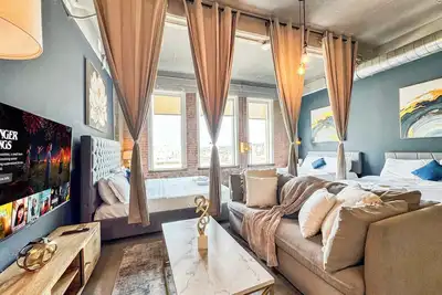 Image de Luxury 2bd | Dt Dallas | Sleeps 14 | Free Parking