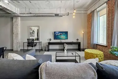 Image de Elegant 1bd | Dt Dallas | Sleeps 4 | Free Parking
