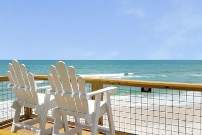 Image de Beach Blast: Gulf-Front 3bd/2ba on North Cape - Ocean Views From Every Room