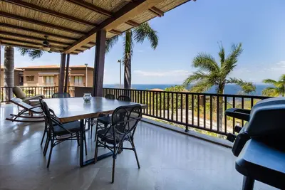Image de Luxe Oceanview Retreat w/ Pool & Stunning Balcony
