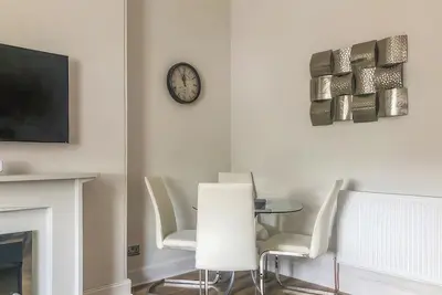 Image de 2 chambres Ă coucher Ă Troon