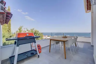 Image de 129 - Spacious 3-Level House with Private Pool & Stunning Views, Benalmádena!