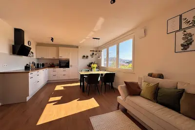 Image de Vacation apartment \"GrĂĽne Auszeit\" in Ortenberg, New, max 5 persons, Wlan, SmartTV
