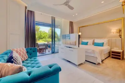 Image de Deluxe King Room in Heart of Budva