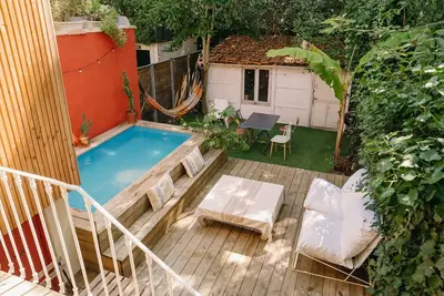 Image de Charmante maison rénovée avec petite piscine dans le quartier de La Bastide