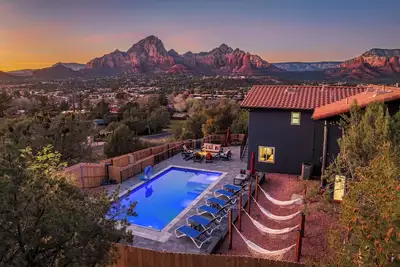 Image de New SkyLine Sedona! Wow Views! 5Br 4Ba Pool Spa GameRoom Firepit