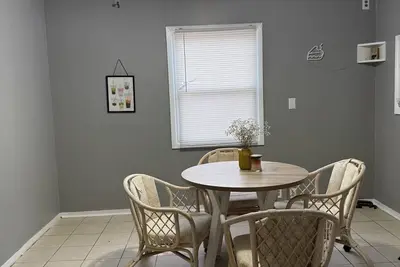 Image de Walk to the Track! Ideal Speedway Getaway for Racing Weekend! 3 beds