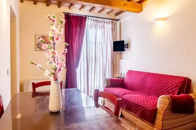Image de Appartement 'Borgo La Contessa - Leopoldo' avec piscine partagée, Wi-Fi et climatisation