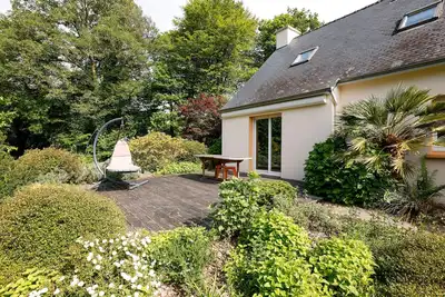 Maison de vacances 'Au Milieu D'un Parc Arboré' avec terrasse privée, jardin privé et Wi-Fi