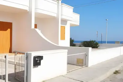 Image de Maison de vacances 'Mizu Per 4 A San Foca' avec jardin privé