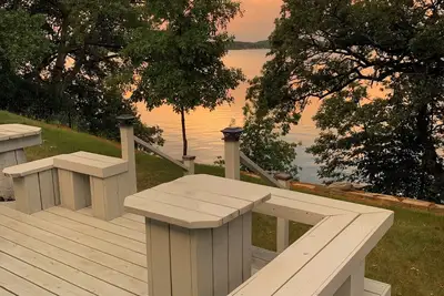 Image de Beautiful Big Pelican Lake 3 Bedroom Home with Gorgeous Views and Sugar Sand!