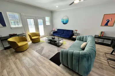 Waterfront Unit in Lake Conroe